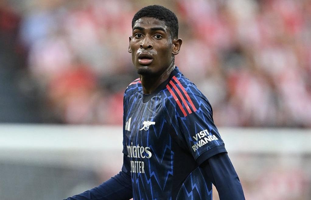 谈到了阿森, 的看法, 中卫之一 谈到了阿森, 的看法, 中卫之一