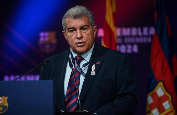 亚马尔被强 亚马尔被强